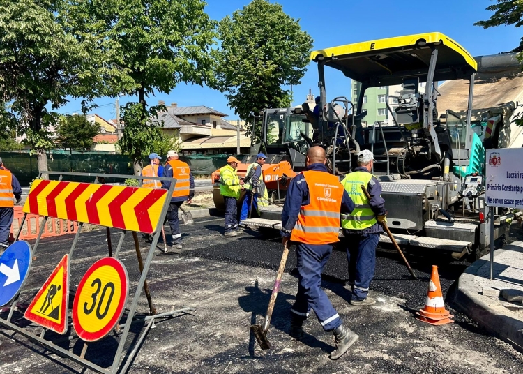 asfaltare pe un tronson al bulevardului mamaia lucrarile se desfasoara cu restrictii de trafic rutier 68259ab90ff49