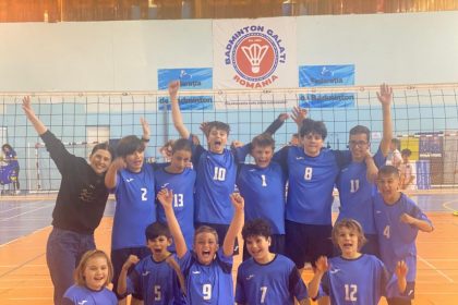 baietii de la minivolei au debutat cu victorie la turneul semifinal 2 galerie foto video 6815ff8970c33