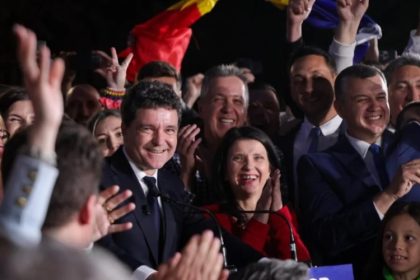 biletelul secret al lui nicusor dan a fost facut public ce promitea inainte de alegeri 682aea2a32dde