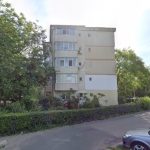 ce le mai trece unora prin cap un constantean si a facut beci in balconul blocului la parter iar acum trebuie sa l desfiinteze 6832e97c0b59b