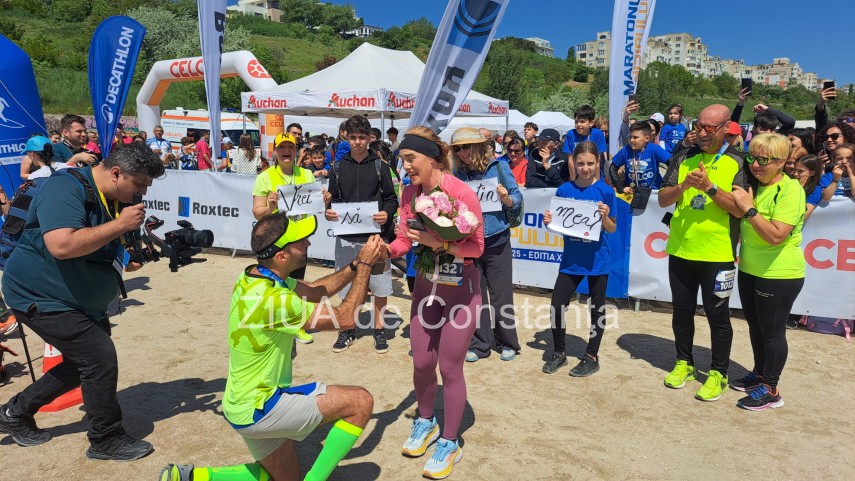 cerere in casatorie la maratonul nisipului andreea stoian i a raspuns da lui dacian ghizila galerie foto video 6829aa68ef844
