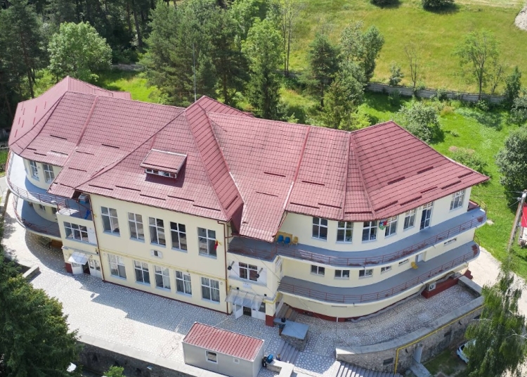 conducerea unui spital din romania a fost schimbata abuziv de catre primarie dupa ce l a readus cu fonduri proprii la performante care l au uimit si pe rafila 681bfdf0c4447