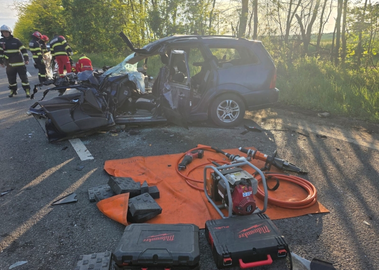 cum a avut loc tragedia de pe dn39 a murit nevinovat dupa ce un alt autoturism a fost proiectat pe contrasens 682ac1153a008