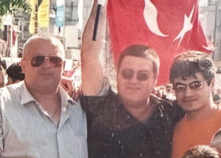 cunoscutul afacerist ozghen husein a murit 682dd6f1a7c57