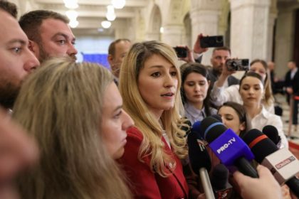 demisionarii din pot se revolta fostii colegi o acuza pe anamaria gavrila de dictatura 68370cbff3a0a