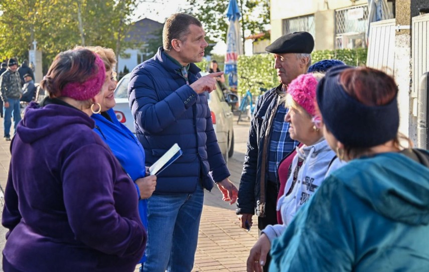 duminica sa rupem o jumatate de ora din timpul nostru si sa votam 6821fb9fbd343