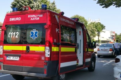 femeie injunghiata in gat chiar de iubitul ei la eforie nord barbatul a incercat sa si curme viata 6827b0281bb09
