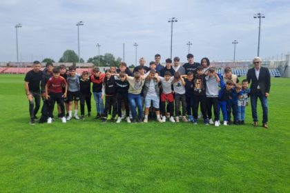 fotbalistii de la cs victoria cumpana in vizita la baza sportiva fcsb galerie foto 68399ae6edce7