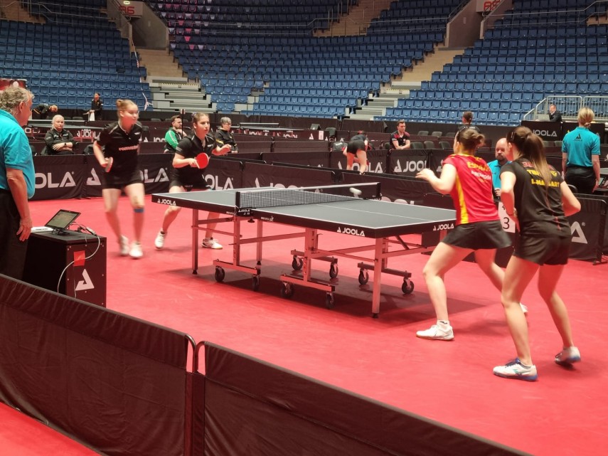 foto csm constanta zaharia si mei rosu in semifinalele campionatului european de tenis de masa u21 de la bratislava 681e3d7087b8e