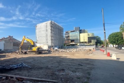 galerie foto dupa ce a demolat mai multe cladiri din centrul orasului muftiatul cultului musulman va construi un lacas de cult 682fbc417b607
