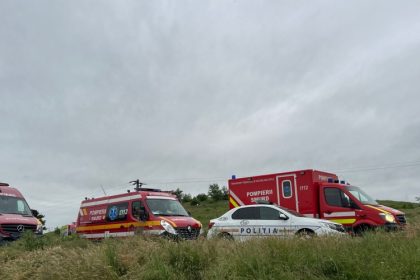 galerie foto update adultul a fost declarat decedat alerta un barbat si fiul lui minor au cazut in apa in portul medgidia 68338c7c299cd