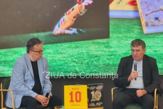 gheorghe hagi a prezentat la cazino autobiografia in imagini hagi drumul meu povestea unei cariere de exceptie 6830b8f286a8e