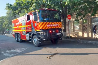 incendiu la anexa unei case din cartierul km 5 681dfdea561b8