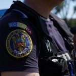 jandarmii constanteni au descoperit cutite si droguri asupra unor persoane care s au panicat la vederea patrulei 683ab9c73697f