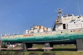 licitatia pentru casarea vaporaselor din constanta va fi reluata 6813e6c27052a