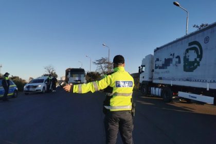 mai multi soferi din mangalia si navodari au fost amendati de politisti 6832e837d15ea