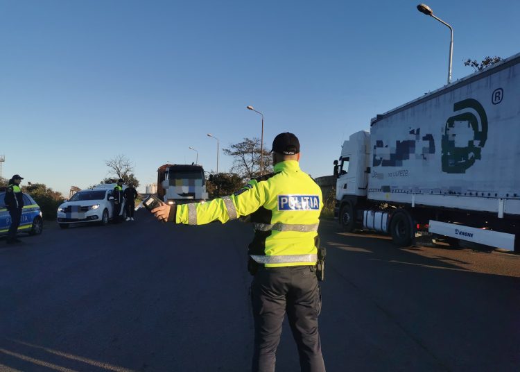 mai multi soferi din mangalia si navodari au fost amendati de politisti 6832e837d15ea