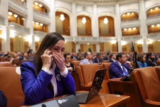 miscare neasteptata in tabara suveranistilor pot se rupe de aur si merge la consultari cu nicusor dan 68360fb639c64