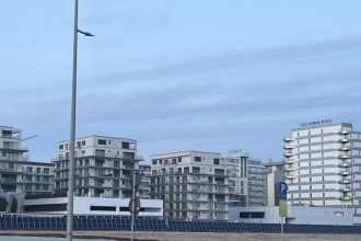 o firma cunoscuta poate dezvolta un ansamblu rezidential cu 15 etaje in zona de nord a litoralului 68227f586e76f