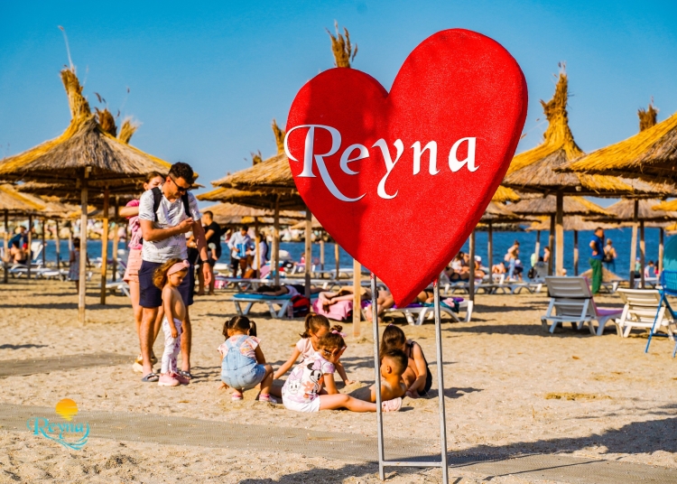 pe 1 iunie reyna beach devine din nou universul copiilor ateliere creative si evenimente speciale 682f991a965db