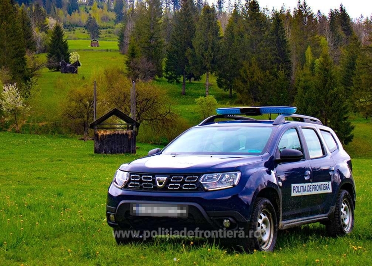 peste 42 000 de persoane au intrat vineri in tara 6815c53644a9f