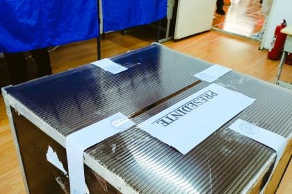 prezenta de aproape 40 la nivel national la ora 16 00 peste 7 milioane de cetateni romani si au exercitat dreptul la vot 6829f9161edc2