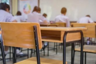 sa isi continue studiile sau sa aleaga o meserie ce i a determinat pe unii tineri din judetul constanta sa renunte la educatie 6830fe821bc6d
