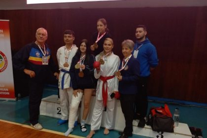 sportivii de la cs tomis karate si cs farul 15 medalii la europene andreea cotoban tripla campioana continentala galerie foto 682c8bb7674c8