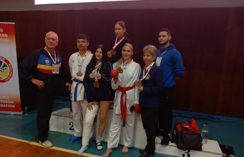 sportivii de la cs tomis karate si cs farul 15 medalii la europene andreea cotoban tripla campioana continentala galerie foto 682c8bb7674c8