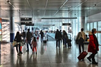 un cetatean strain nu a fost lasat sa intre in romania 681465a5d779a