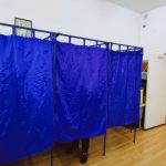 urnele s au inchis cea mai mare prezenta la vot in turul al ii lea din ultimii 25 de ani 682a2d1f2ad3b