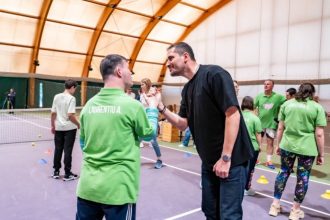 viceprimarul municipiului constanta costin rasauteanu la programul uneste inimi prin tenis o mostra de iubire neconditionata 682b730ea0e4e