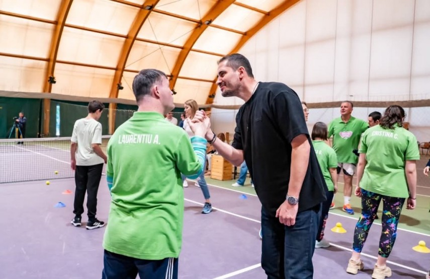 viceprimarul municipiului constanta costin rasauteanu la programul uneste inimi prin tenis o mostra de iubire neconditionata 682b730ea0e4e