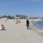 video foto sute de oameni pe plaja din mamaia de 1 mai 6813594f4e2c4