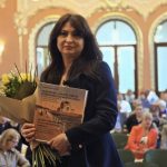 video lansarea volumului vilegiatura la malul marii si patrimoniul sau arhitectural istoria bailor de mare si a cazinourilor din constanta si mamaia chiar in sala bijuter 682ef3b071d83