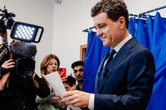 video nicusor dan am votat cu realism pentru ca romania traieste un moment dificil 68173c44a7eb8