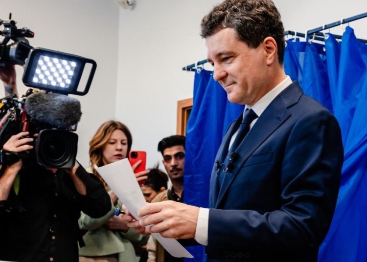 video nicusor dan am votat cu realism pentru ca romania traieste un moment dificil 68173c44a7eb8