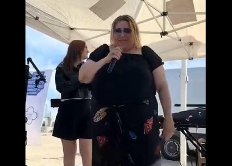 video sosoaca s a dezlantuit pe litoral mai nou a cantat si a indemnat la anularea votului 68171eeb9458a