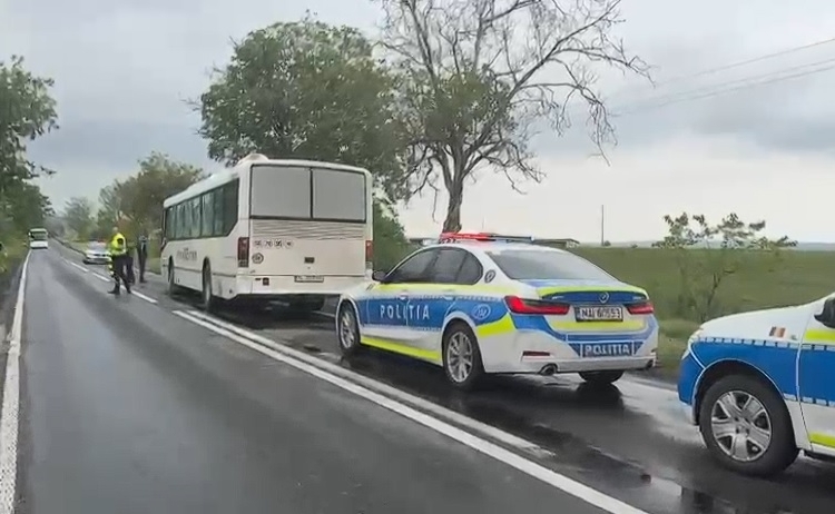 video update accident rutier intre un autocar si un tir la niculitel a fost activat planul rosu de interventie 681bdc06852ad