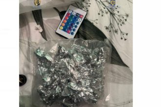 vindea droguri inclusiv minorilor in loc de bani accepta si telefoane mobile 681ddabcbc981