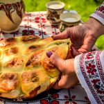 ziua nationala a costumului popular din romania o celebrare a identitatii si a mostenirii noastre culturale 68211f182dff8