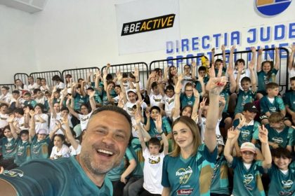 300 de copii au participat la o ora speciala de sport alaturi de campioana sabrina maneca voinea galerie foto 683efa1e7ab37