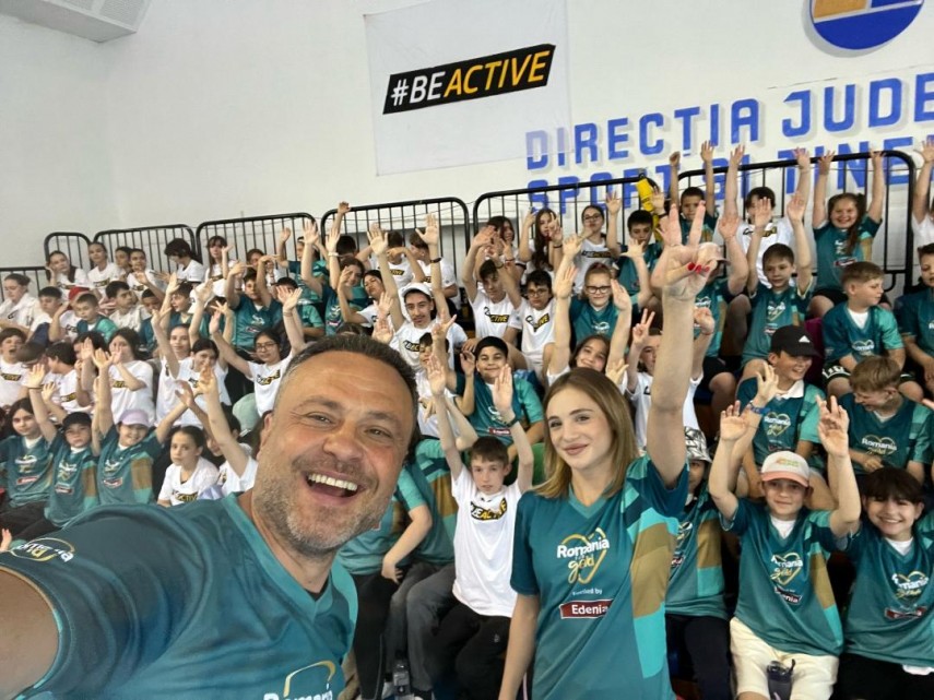 300 de copii au participat la o ora speciala de sport alaturi de campioana sabrina maneca voinea galerie foto 683efa1e7ab37
