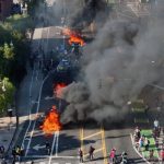 autostrazi blocate si masini in flacari proteste uriase in los angeles 684685c674f18