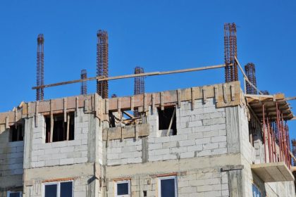 construiesti locuinte in regim propriu va trebui sa achiti mai mult pentru racordarea la retelele electrice 684834ed648a4