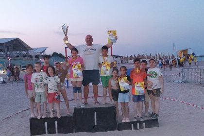 cs victoria cumpana rezultate remarcabile la competitiile de lupte pe plaja de la costinesti tot mai sus galerie foto 685a90738f8e8