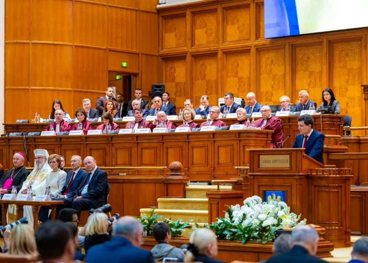 curtea constitutionala isi va schimba presedintele in acest an cum functioneaza institutia 684cabc534288