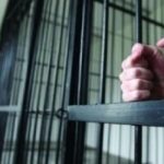 doi tineri condamnati la inchisoare cu executare depistati de politisti si dusi la penitenciarul poarta alba 684d3ba73de52