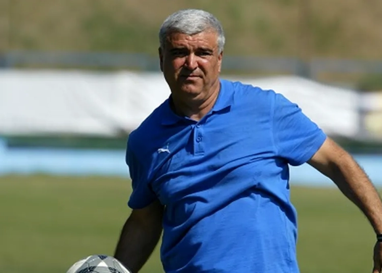 doliu in fotbalul romanesc a murit vasile manaila fost jucator la universitatea craiova si farul 684818959584a