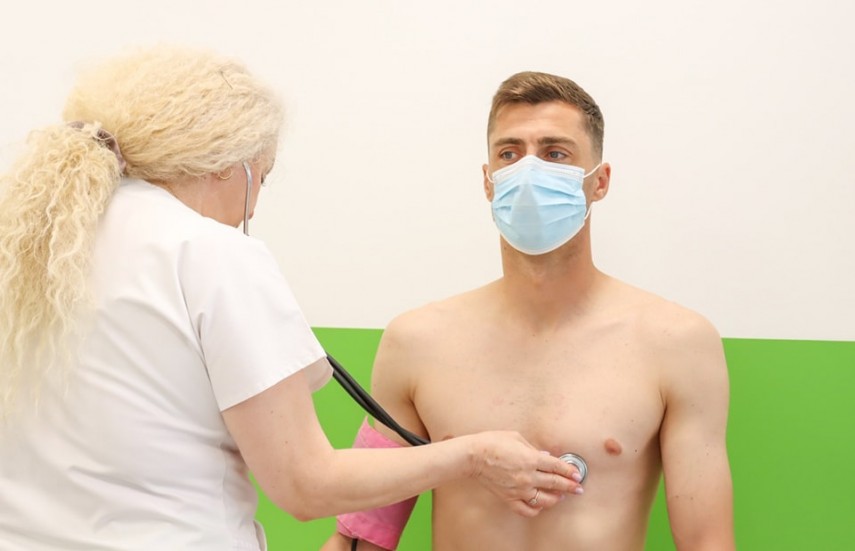 fotbalistii de la farul constanta au efectuat vizita medicala galerie foto video 684aa2c41b73e